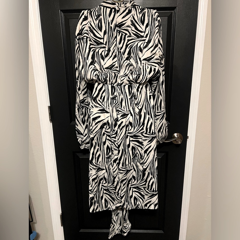 Wayf Dress - Picture 3 of 7